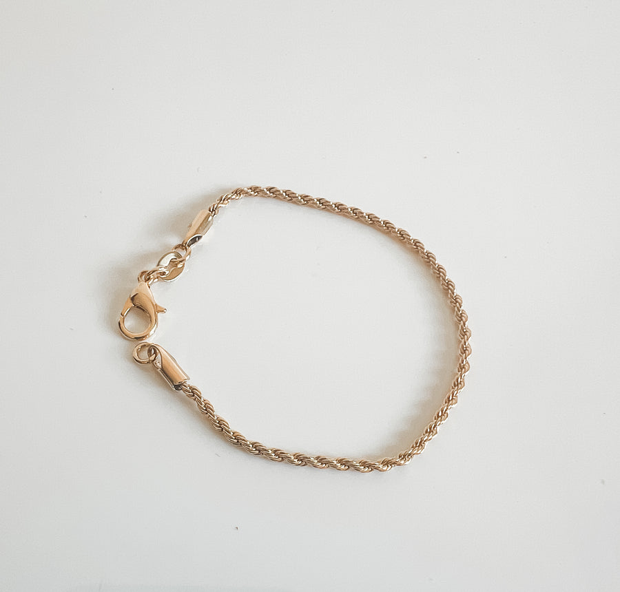 Skinny rope chain bracelet