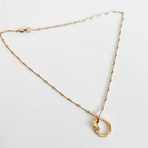 SNAKE CIRCLE NECKLACE