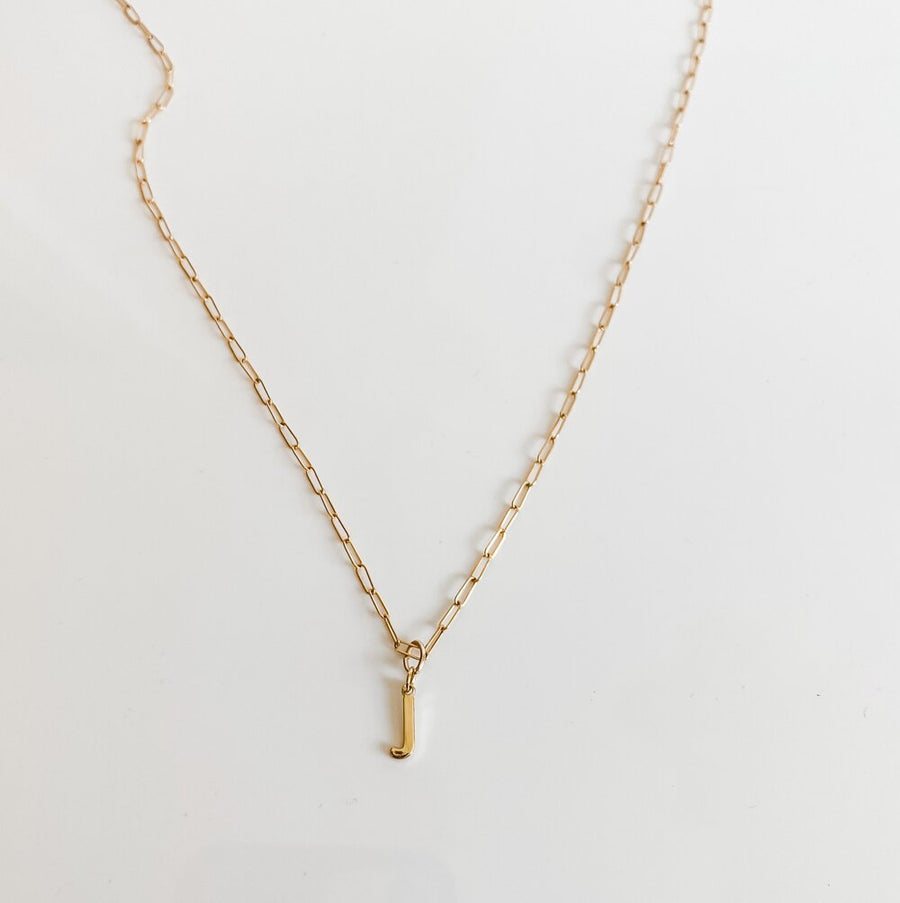 INITIAL NECKLACE