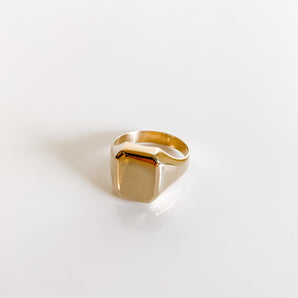 SOLID 14k GOLD SIGNET RING