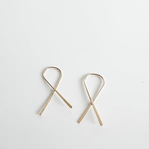 WIRE WISHBONE EARRING