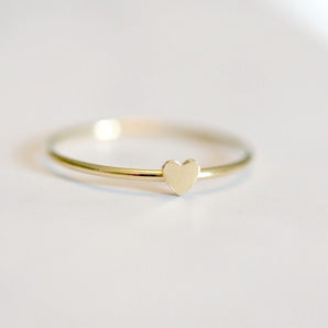 MINI HEART SIGNET RING