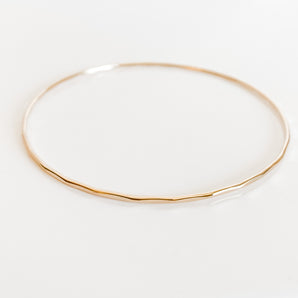 THIN HAMMERED BANGLE