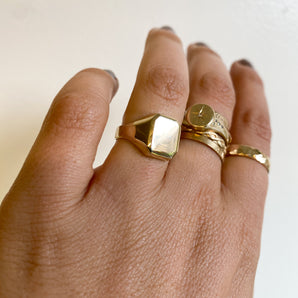 SOLID 14k GOLD SIGNET RING