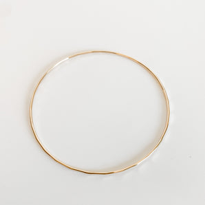 THIN HAMMERED BANGLE